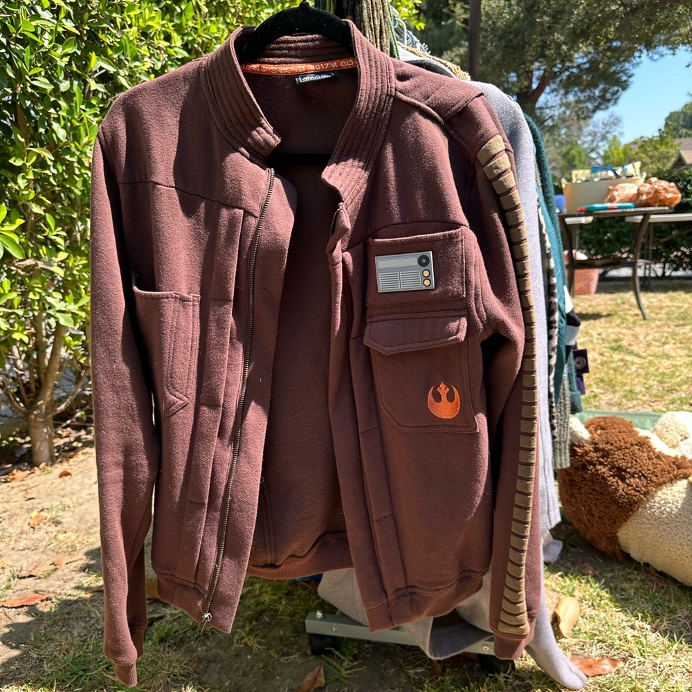 Star Wars Galaxy’s Edge Rebel Sweater Size Small